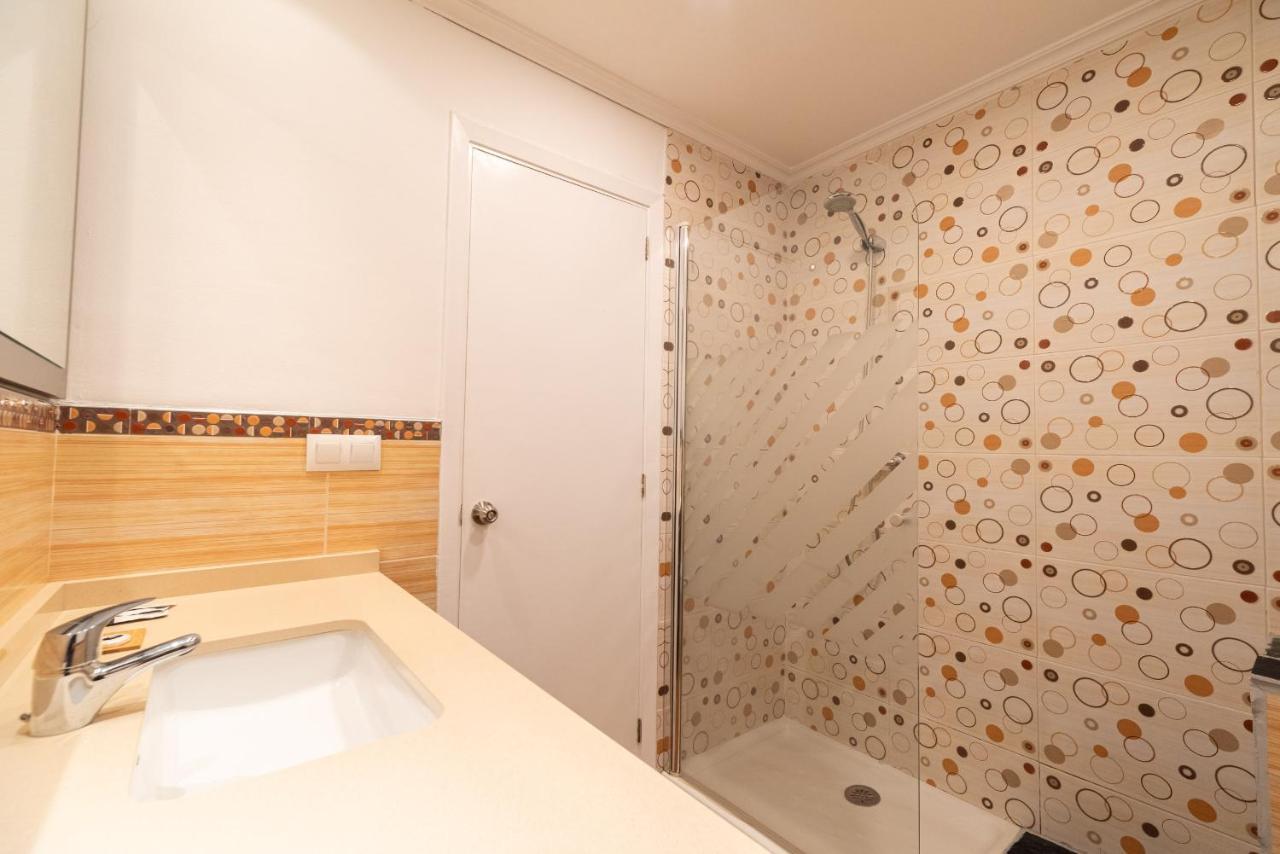 Amplia Vivienda Con Garaje Lejlighed Vigo Eksteriør billede