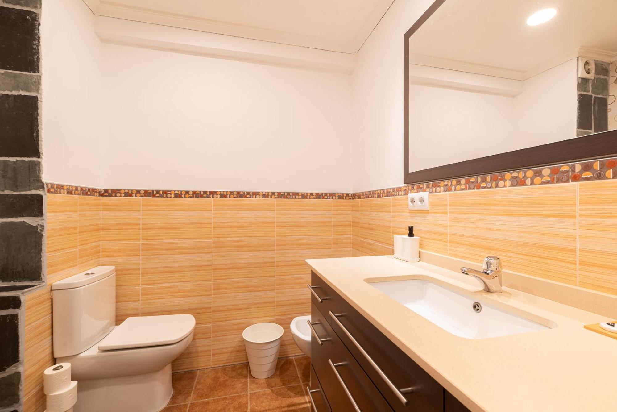 Amplia Vivienda Con Garaje Lejlighed Vigo Eksteriør billede