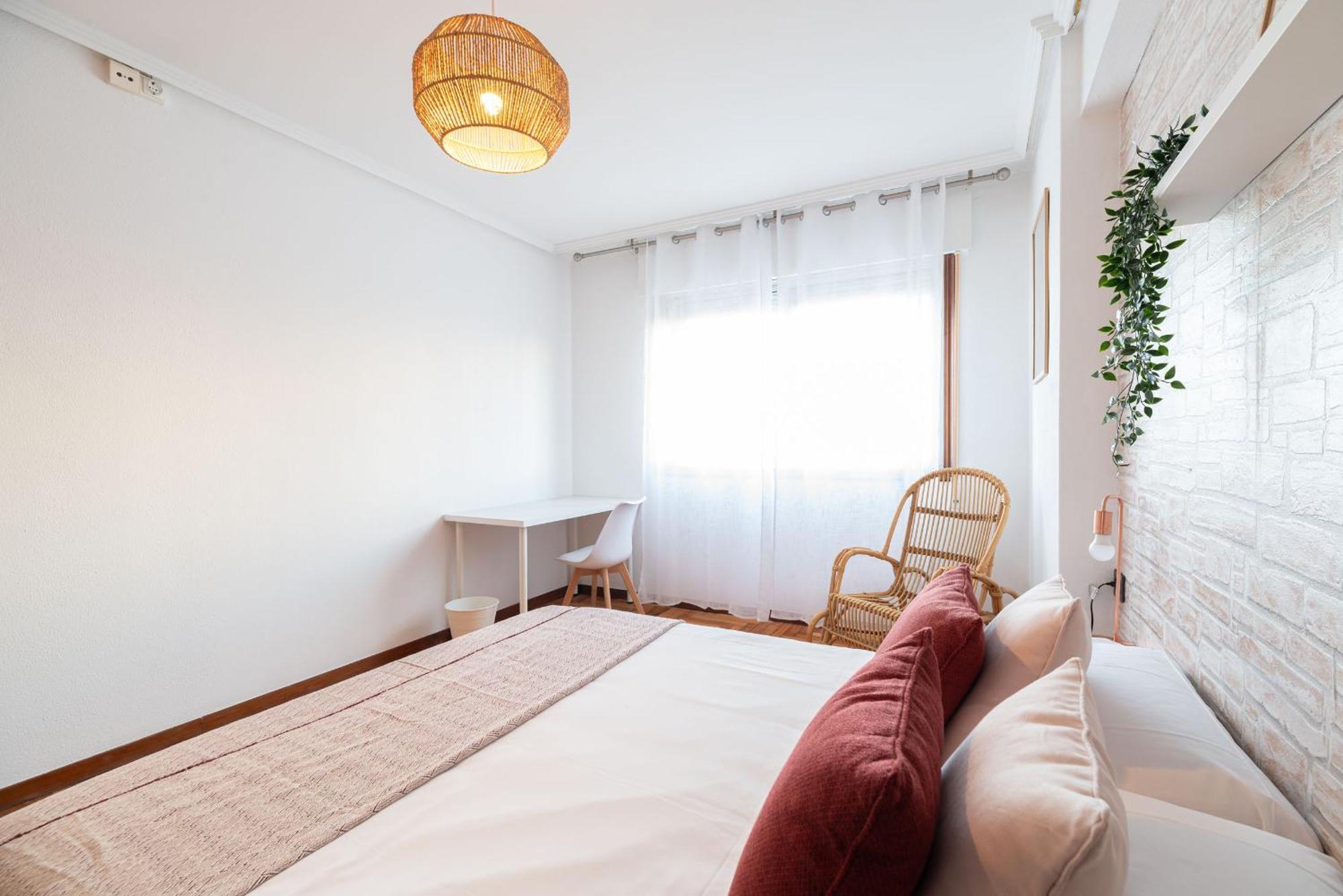 Amplia Vivienda Con Garaje Lejlighed Vigo Eksteriør billede